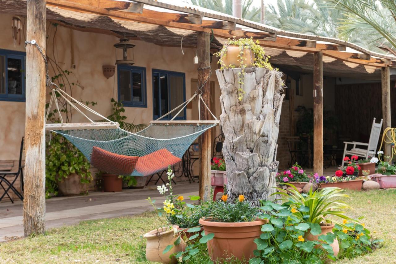 Desert Routes Inn Shvilim Ba Midbar Hazeva Exterior foto